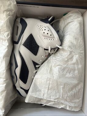 Jordan White and Navy Retro Basketball Sneakers! Brand new!